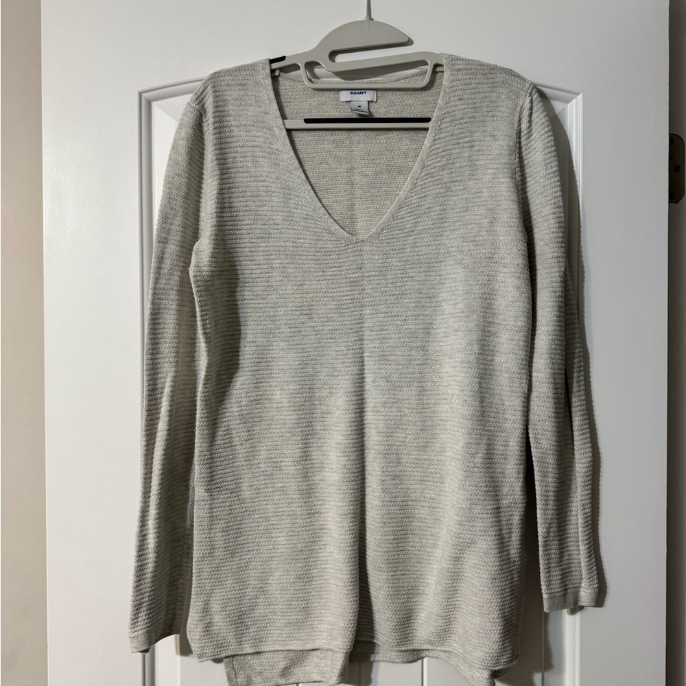 Old Navy Light Gray Knit Sweater